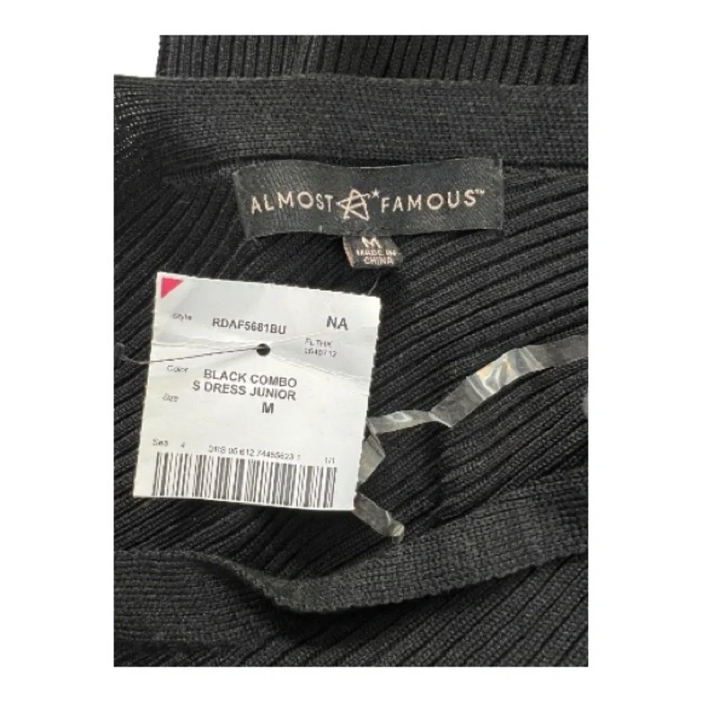 🆕 🖤🤍 NWT ALMOST FAMOUS Black & White Colorblock Ribbed Sweater Dress | Sz Jr M - Picture 6 of 8